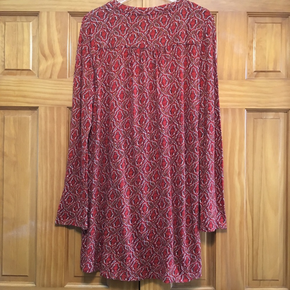 Akemi + Kin Tunic Top - Picture 6 of 8